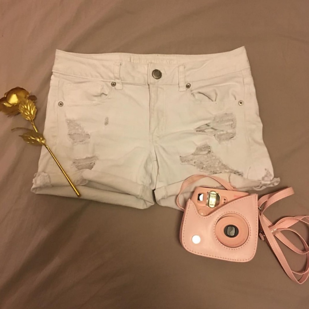 White American Eagle Shorts